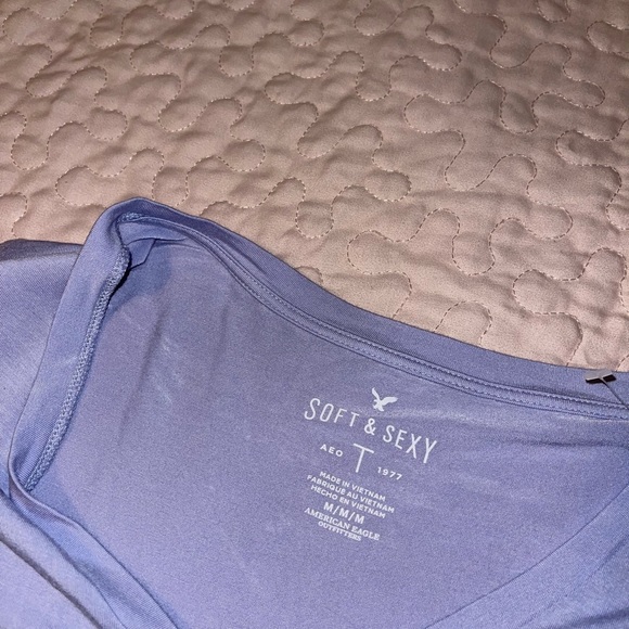 American Eagle Short Sleeve T shirt - Picture 3 of 3